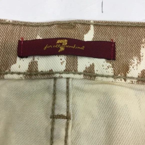 NWT 7 For All Mankind mid-rise raw hem shorts size 28 - Picture 2 of 8